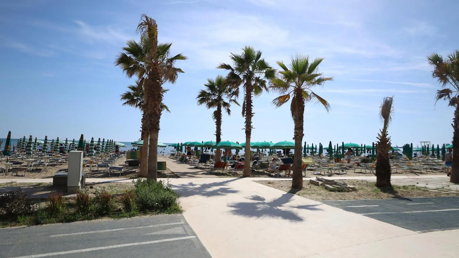 Seaside Apartment Best Durres 0*,