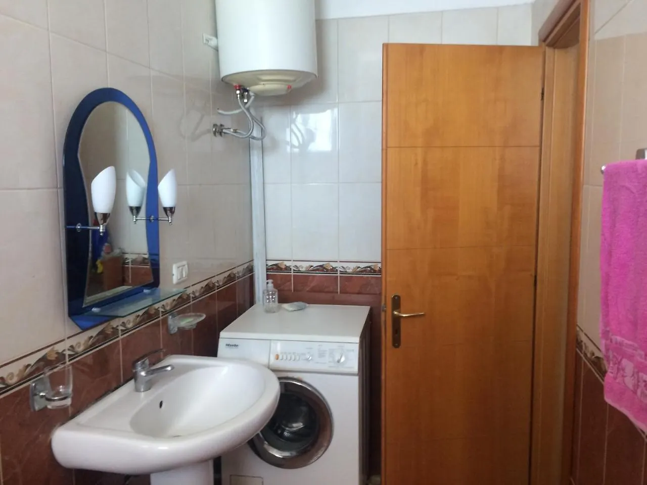 Seaside Apartment Best Durres